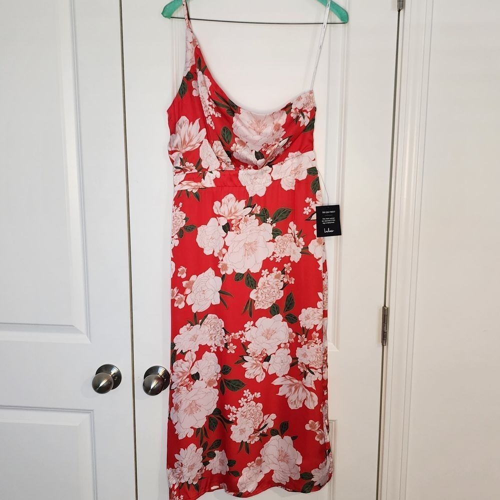 Lulus Red Floral One Shoulder Midi Dress NWT Size M Asymmetric Side Slit Wedding